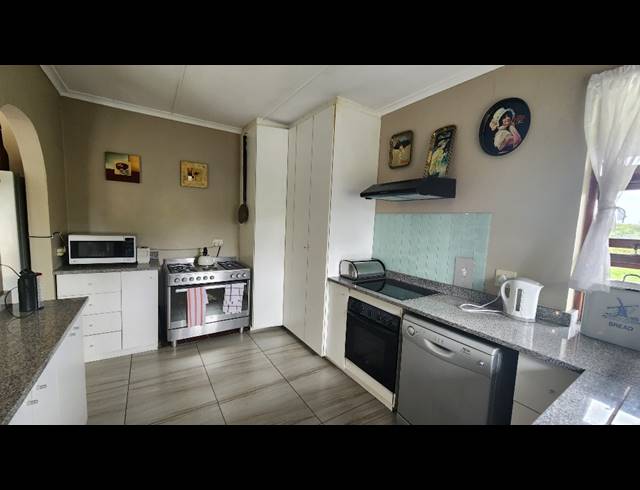 3 BEDROOM HOUSE FOR SALE IN UMTENTWENI